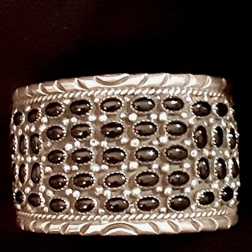 Authentic Vintage Navajo Fred Thompson Black Onyx Sterling Silver Cuff Bracelet